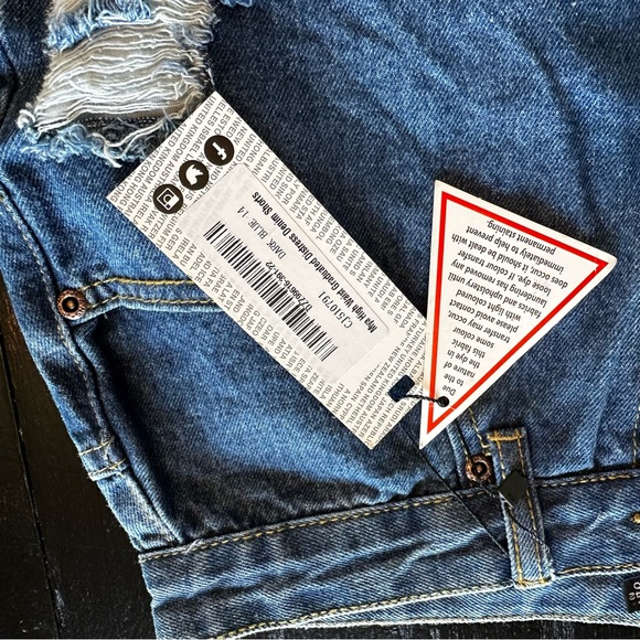 NWT BooHoo Size 10 Jean Shorts Denim Holes Destroyed Cool Trendy - Picture 5 of 7